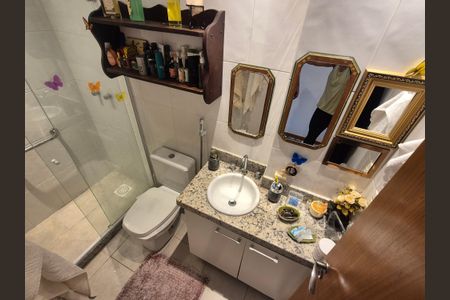 Apartamento à venda com 114m², 2 quartos e 2 vagas Apartamento à venda com 114m², 2 quartos e 2 vagasBanheiro suite