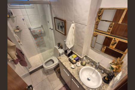 Apartamento à venda com 114m², 2 quartos e 2 vagas Apartamento à venda com 114m², 2 quartos e 2 vagasBanheiro