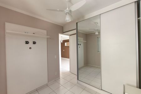 Quarto 1 de apartamento à venda com 2 quartos, 48m² em Jardim do Lago, Campinas