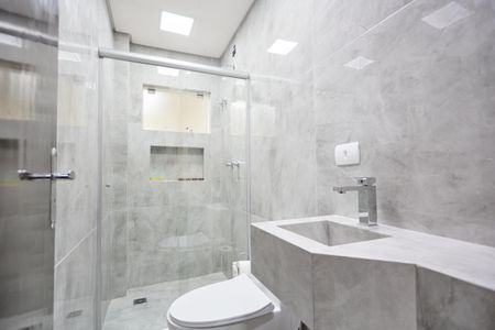 Banheiro de apartamento para alugar com 2 quartos, 99m² em Parque da Fonte, São José dos Pinhais