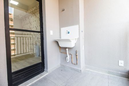 Apartamento para alugar com 55m², 2 quartos e 1 vagaÁrea de Serviço