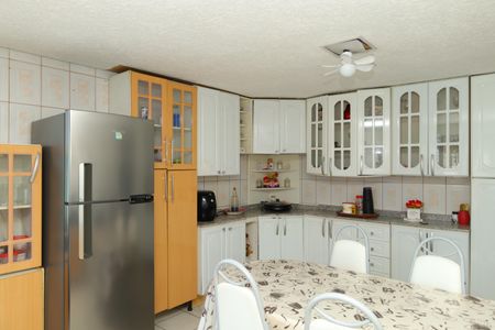 Casa para alugar com 120m², 2 quartos e sem vagaCozinha