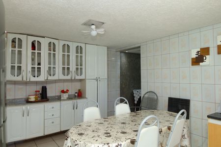 Casa para alugar com 120m², 2 quartos e sem vagaCozinha