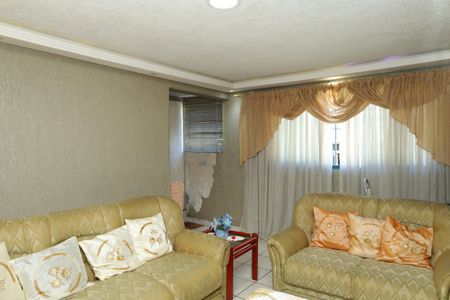 Sala de casa para alugar com 2 quartos, 120m² em Vila Nova Curuca, São Paulo