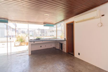 Apartamento à venda com 164m², 4 quartos e 2 vagasCobertura