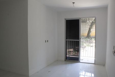 Apartamento à venda com 2 quartos, 52m² em Taquara, Rio de Janeiro