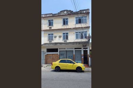 Apartamento para alugar com 80m², 2 quartos e 1 vagaFachada