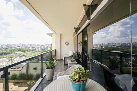 Varanda de casa à venda com 4 quartos, 517m² em Jardim Sao Bento, São Paulo