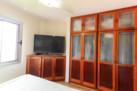 Apartamento à venda com 126m², 2 quartos e 2 vagasQuarto 2 - Suíte