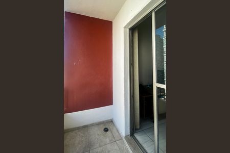 Apartamento à venda com 36m², 1 quarto e 1 vaga Apartamento à venda com 36m², 1 quarto e 1 vagaVaranda