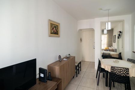 Apartamento à venda com 36m², 1 quarto e 1 vaga Apartamento à venda com 36m², 1 quarto e 1 vagaSala