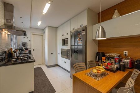 Apartamento à venda com 240m², 4 quartos e 4 vagasFoto 23