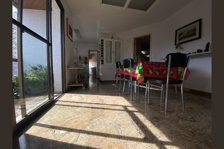 Apartamento à venda com 223m², 4 quartos e 3 vagas Apartamento à venda com 223m², 4 quartos e 3 vagasFoto 17