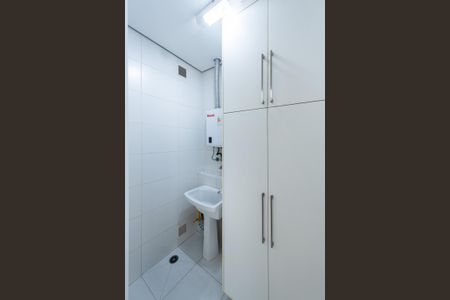 Apartamento para alugar com 75m², 2 quartos e 1 vagaÁrea de serviço