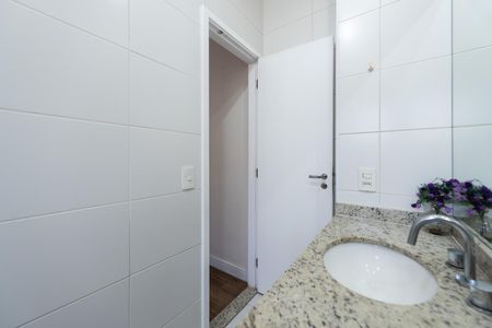 Apartamento para alugar com 75m², 2 quartos e 1 vagaBanheiro suíte