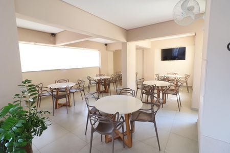 Apartamento à venda com 62m², 2 quartos e 2 vagasÁrea comum - Salão de festas