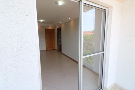 Apartamento à venda com 62m², 2 quartos e 2 vagasSala