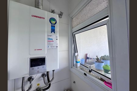 Apartamento à venda com 91m², 3 quartos e 2 vagas Apartamento à venda com 91m², 3 quartos e 2 vagasCozinha e Área de Serviço