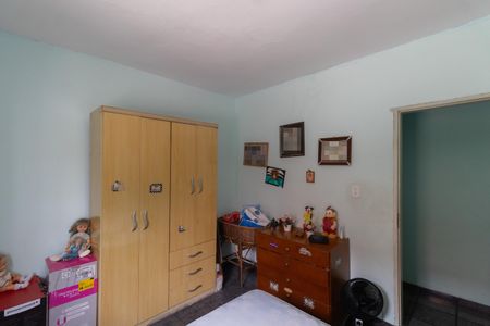 Casa para alugar com 300m², 2 quartos e 2 vagasQuarto 1