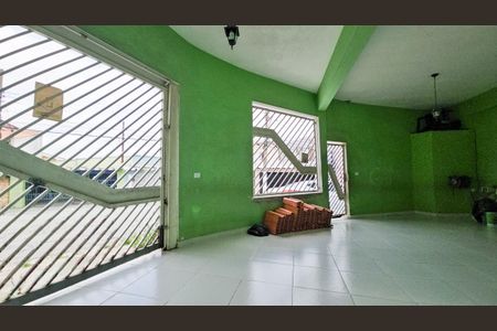 Casa à venda com 70m², 3 quartos e 2 vagasGaragem