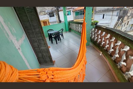 Casa à venda com 70m², 3 quartos e 2 vagasVaranda