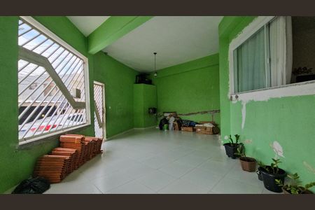 Casa à venda com 70m², 3 quartos e 2 vagasGaragem
