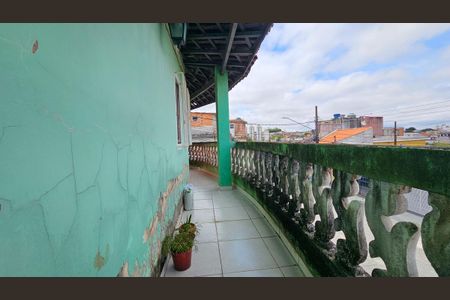 Casa à venda com 70m², 3 quartos e 2 vagasVaranda