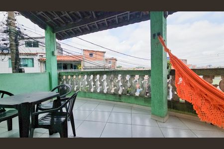 Casa à venda com 70m², 3 quartos e 2 vagasVaranda