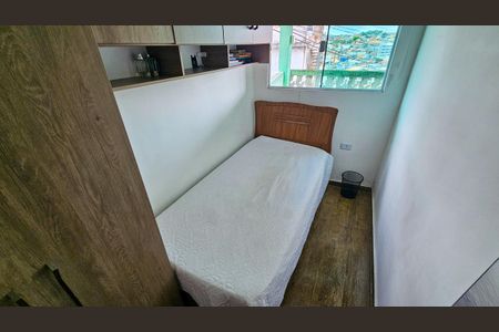 Casa à venda com 70m², 3 quartos e 2 vagasQuarto 3