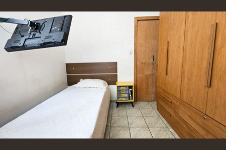 Casa à venda com 70m², 3 quartos e 2 vagasQuarto 1