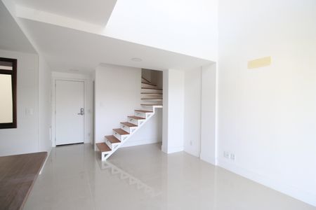 Sala de apartamento para alugar com 1 quarto, 90m² em Freguesia (jacarepaguá), Rio de Janeiro