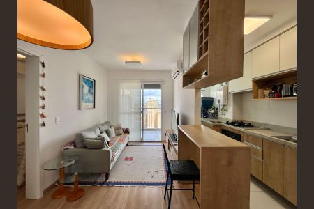 Sala de apartamento à venda com 1 quarto, 50m² em Centro, Campinas