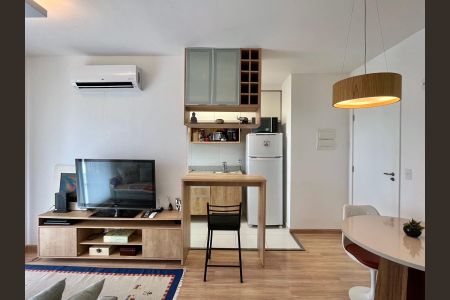 Sala de apartamento à venda com 1 quarto, 50m² em Centro, Campinas