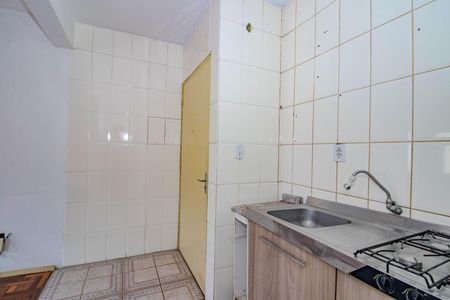 Cozinha de apartamento para alugar com 1 quarto, 40m² em Jardim Dona Leopoldina, Porto Alegre