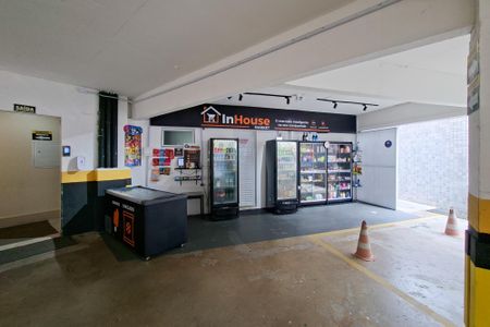 Apartamento para alugar com 45m², 1 quarto e 1 vagaMarket