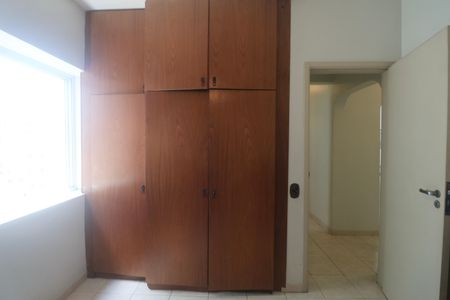 Apartamento para alugar com 98m², 3 quartos e 2 vagasQuarto