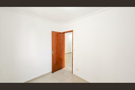 Quarto 1 de apartamento para alugar com 2 quartos, 54m² em Jardim Santa Tereza, Carapicuíba