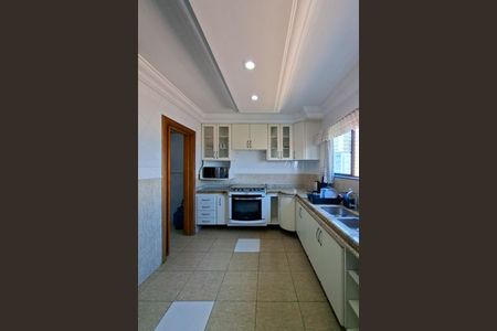 Apartamento para alugar com 319m², 4 quartos e 3 vagasCozinha 