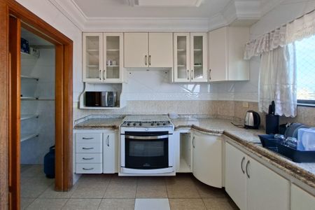 Apartamento para alugar com 319m², 4 quartos e 3 vagasCozinha 