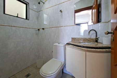 Apartamento para alugar com 319m², 4 quartos e 3 vagasBanheiro da Suíte 4
