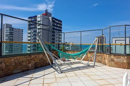 Apartamento para alugar com 319m², 4 quartos e 3 vagasVista da piscina 