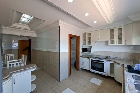 Apartamento para alugar com 319m², 4 quartos e 3 vagasCozinha 