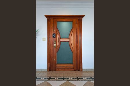 Apartamento para alugar com 319m², 4 quartos e 3 vagasEntrada