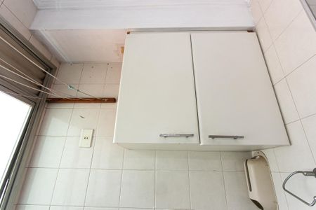 Apartamento para alugar com 80m², 3 quartos e 1 vagaÁrea de Serviço