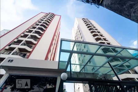 Apartamento para alugar com 80m², 3 quartos e 1 vagaFachada