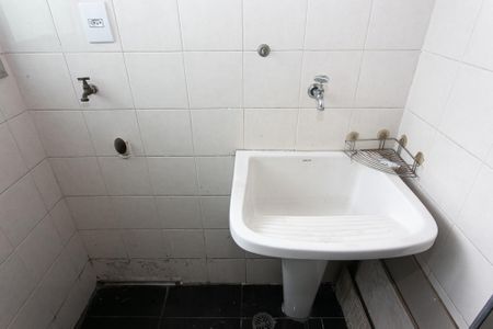 Apartamento para alugar com 80m², 3 quartos e 1 vagaÁrea de Serviço