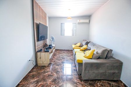 Sala 2 de casa para alugar com 2 quartos, 120m² em Jardim Maria Luiza, Taboão da Serra