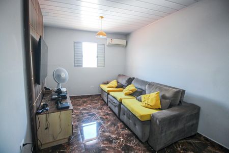 Sala 2 de casa para alugar com 2 quartos, 120m² em Jardim Maria Luiza, Taboão da Serra