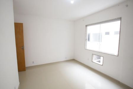 Quarto Suíte de apartamento para alugar com 2 quartos, 66m² em Taquara, Rio de Janeiro