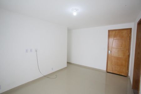 Sala de apartamento para alugar com 2 quartos, 66m² em Taquara, Rio de Janeiro
